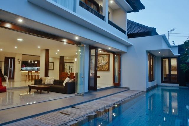 The Arnaya Villa Kuta  Bagian luar foto