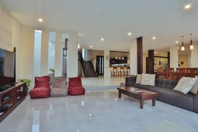 The Arnaya Villa Kuta  Bagian luar foto