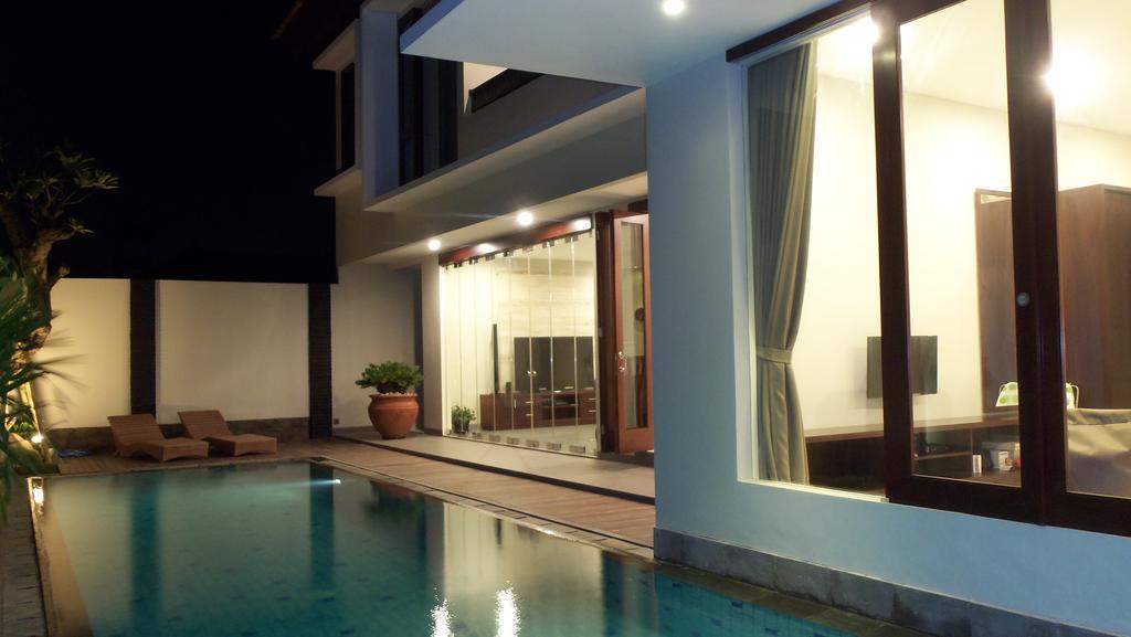 The Arnaya Villa Kuta  Ruang foto